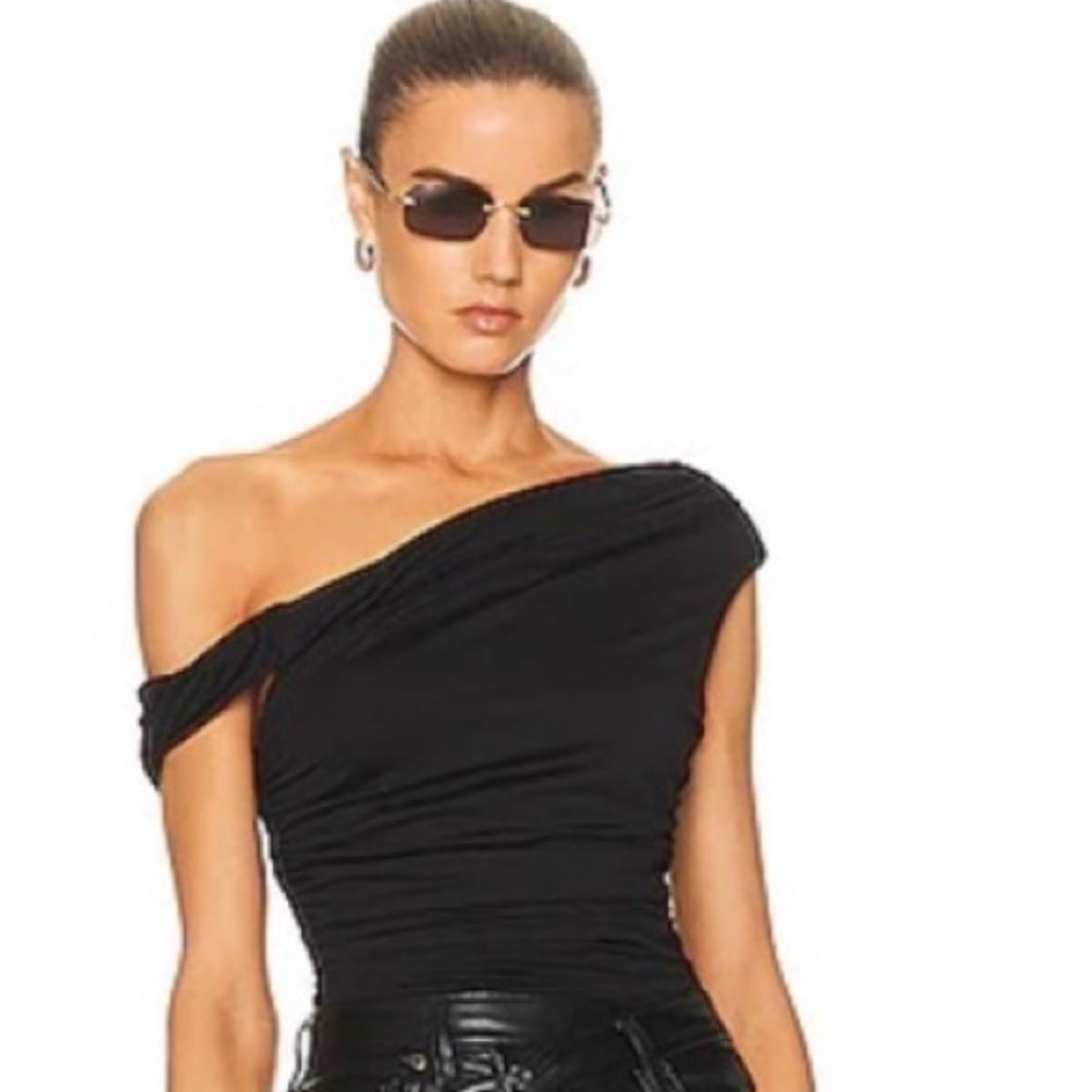 NWT! Camila Coelho Black Asymmetrical Off The Shoulder Bodysuit Size XS